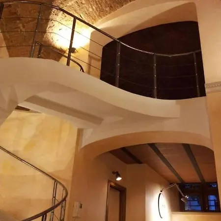 Al Loft, Centro Storico Apartament Prato (Prato)